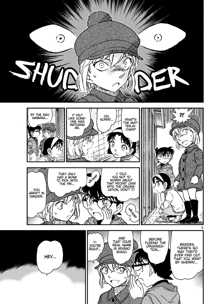 Detective Conan Chapter 1070 page 5 - Chapter 1070