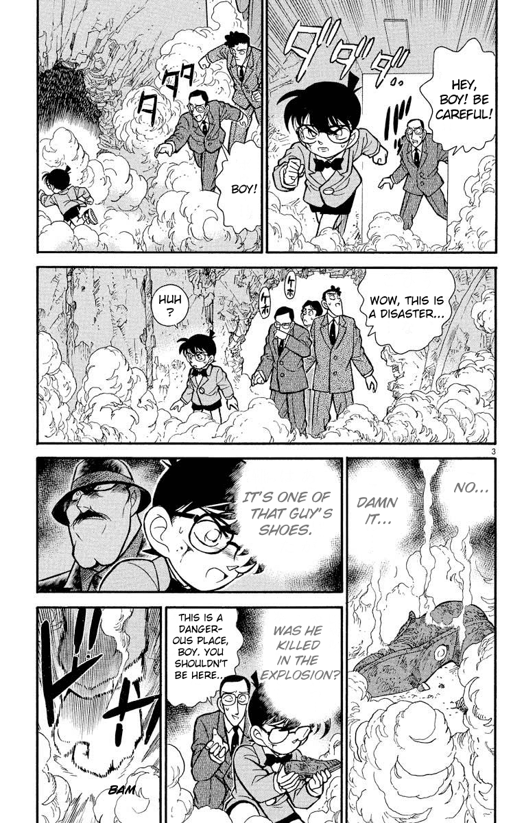 Detective Conan Chapter 115 page 4 - Chapter 115: Where Were the Explosives?