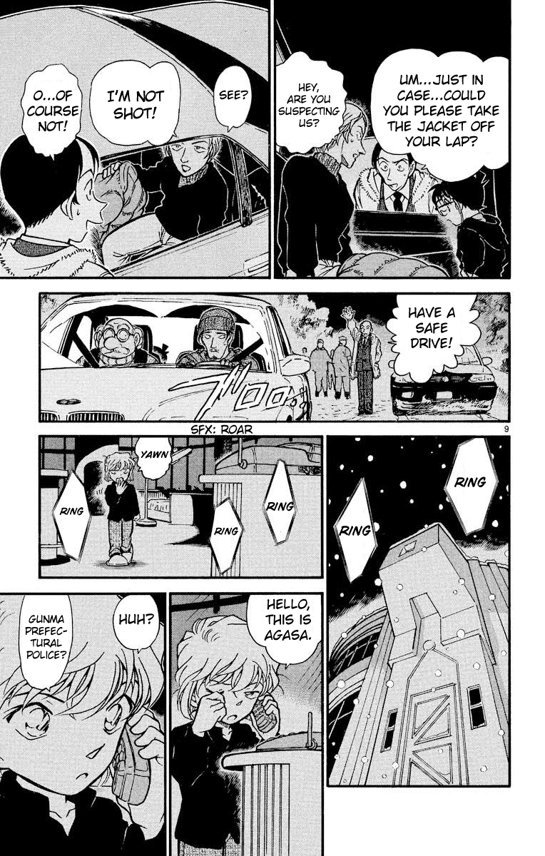 Detective Conan Chapter 382 page 10 - Chapter 382: Fellow Passengers
