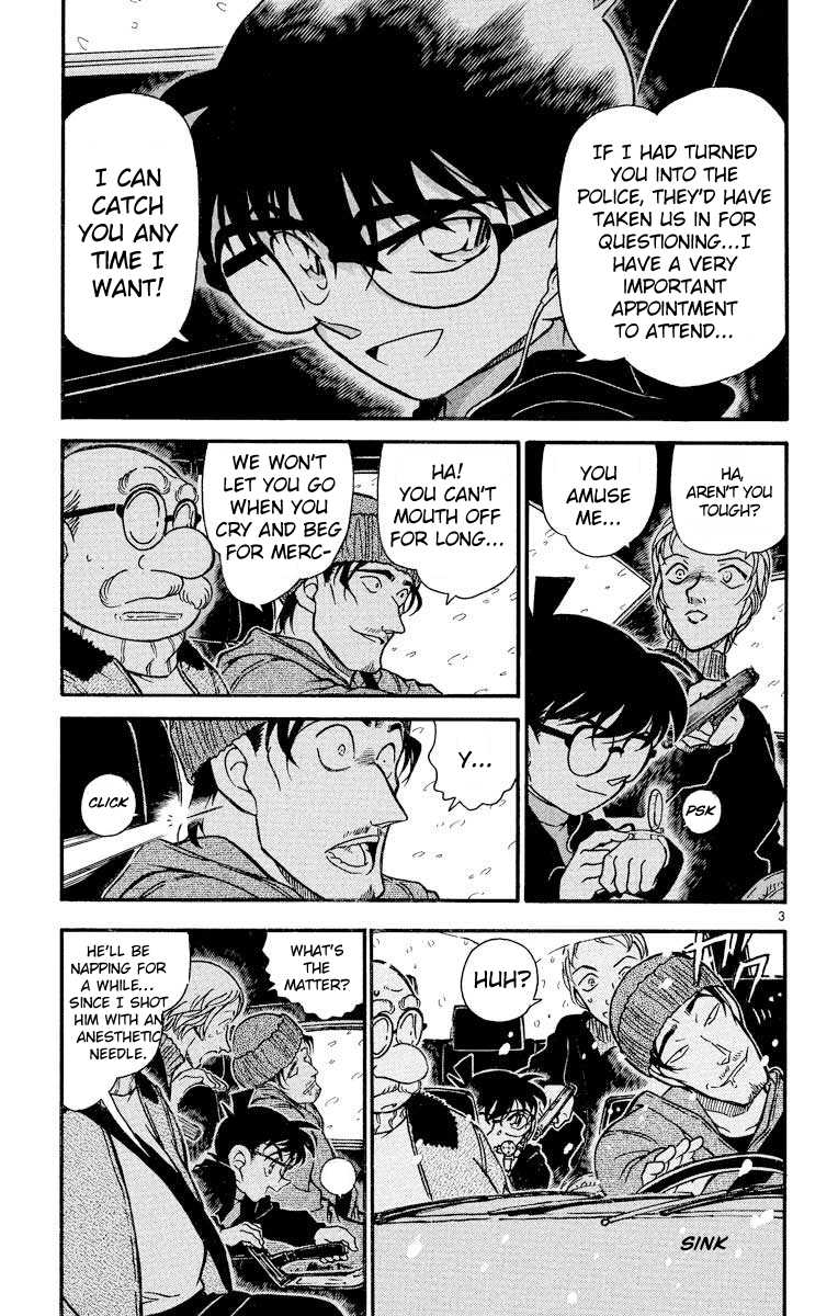 Detective Conan Chapter 383 page 4 - Chapter 383: The New Weapon!