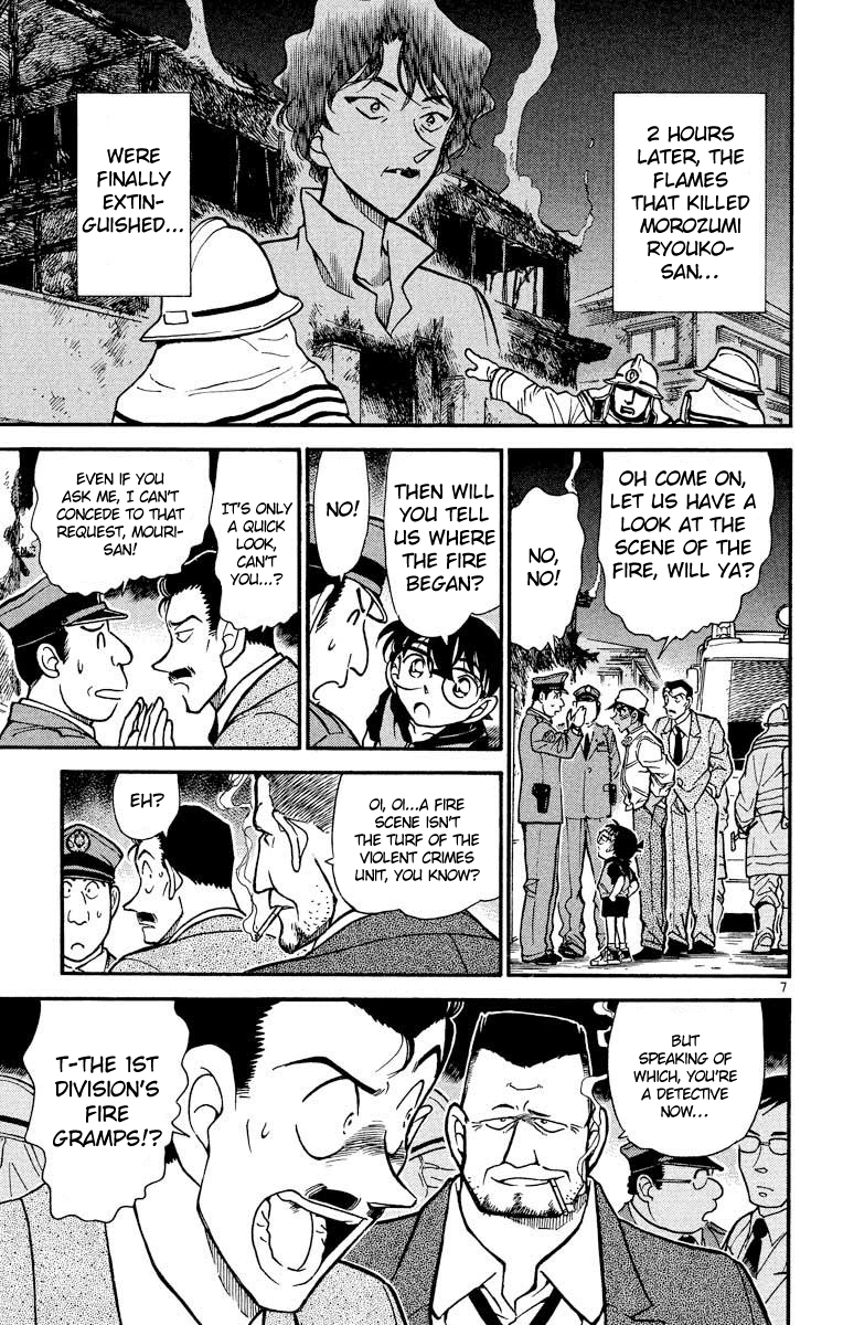Detective Conan Chapter 394 page 8 - Chapter 394: The Red Horse's Shadow