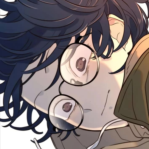 Everyone Loves Her Chapter 4 cover