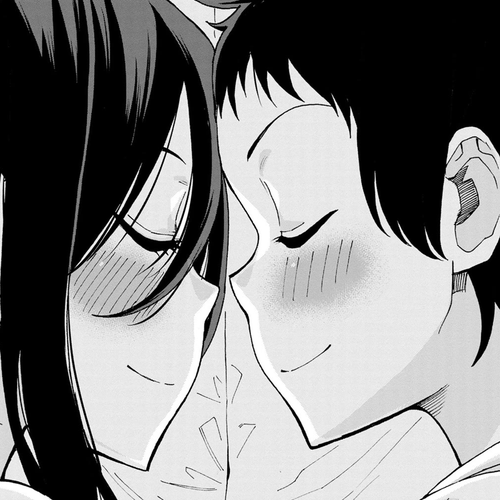 Hitomi-chan Is Shy With Strangers Chapter 105 cover
