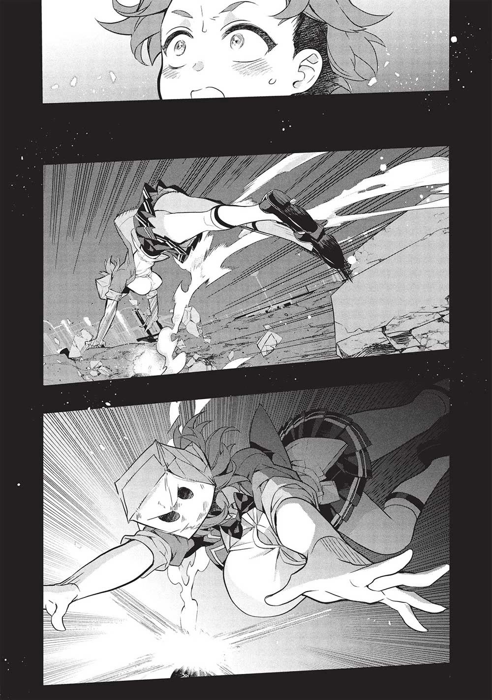 What's under Kamiyama-san's paper bag? Chapter 21 page 11 - Chapter 21: One Againts A Thousand - What The Hero Was Lacking Is...