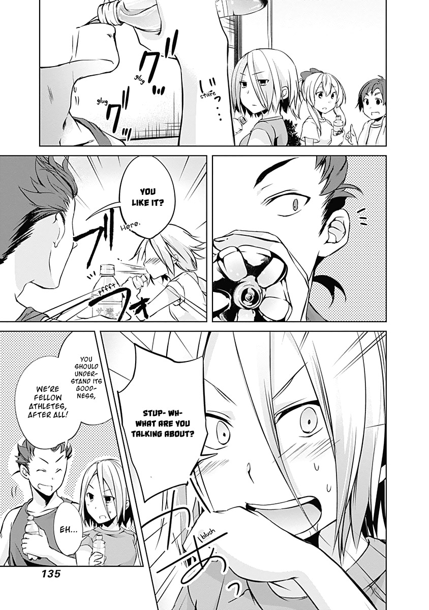 Yuizaki-san ha Nageru! Chapter 36 page 10 - Chapter 36: Yuizaki-san and the Senpais' Koi Mayou.